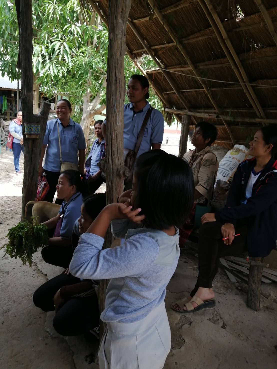 ดูแลผู้สูงอายุที่มีภาวะพึ่งพิงระยะยาว ร่วมด้วย คุณหมอกิ่งแก้ว cm นันทิดา เวียงเหล็ก จนท.อปท.และ cg 13 ท่านค่ะ